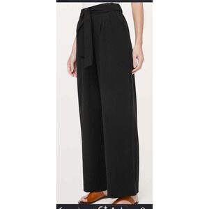 Lululemon Noir Career Wide Leg Tie Waist Career Office Black Pant Size 8 (N1)